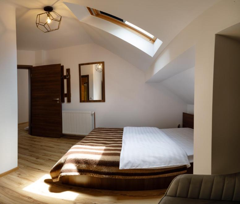 La Coltul Castelului Bran Boutique Hotell Eksteriør bilde