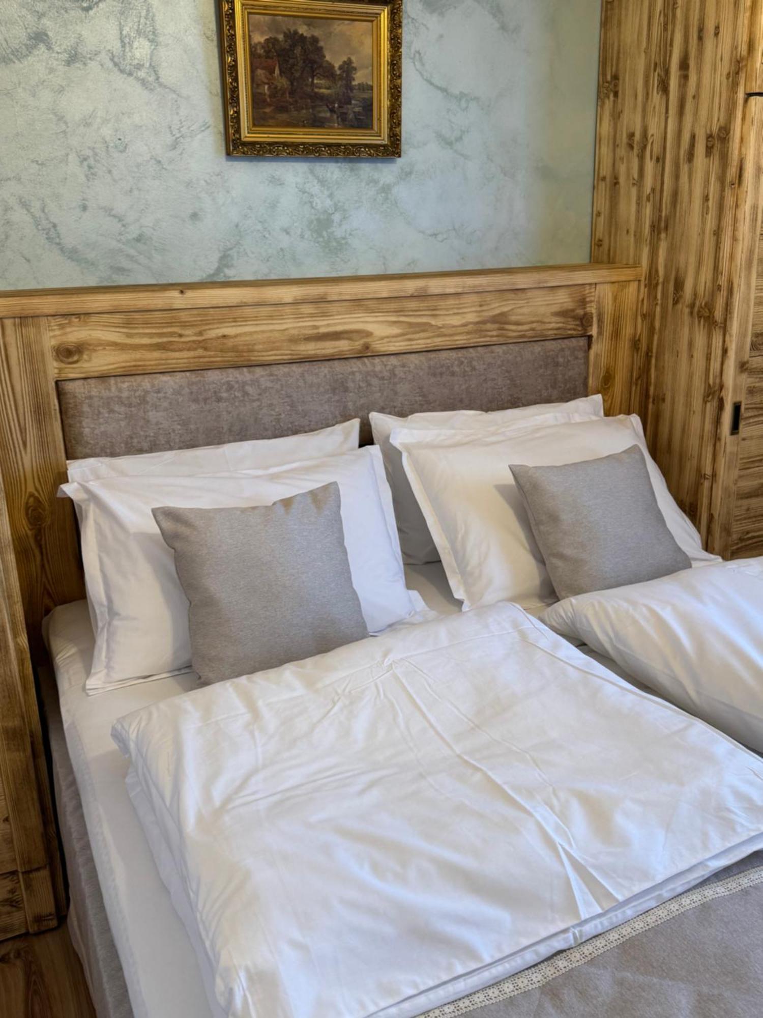 La Coltul Castelului Bran Boutique Hotell Eksteriør bilde