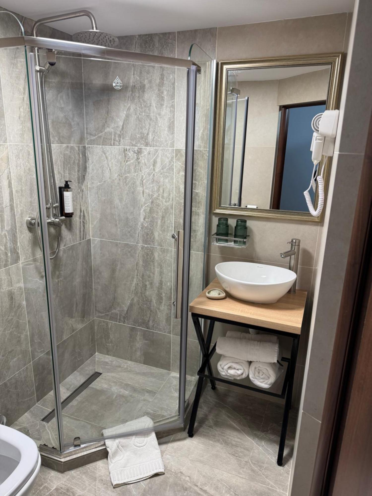 La Coltul Castelului Bran Boutique Hotell Eksteriør bilde