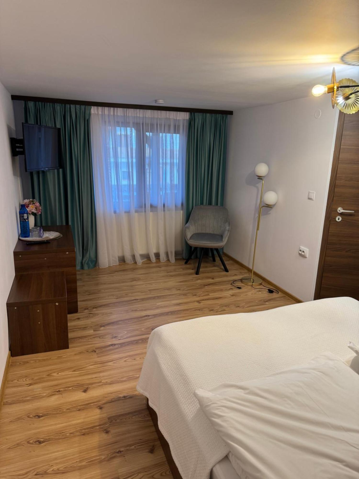 La Coltul Castelului Bran Boutique Hotell Eksteriør bilde
