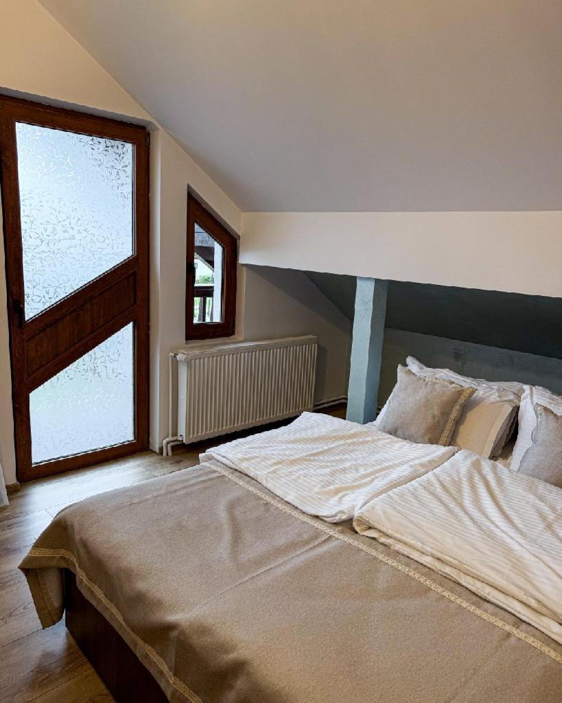 La Coltul Castelului Bran Boutique Hotell Eksteriør bilde