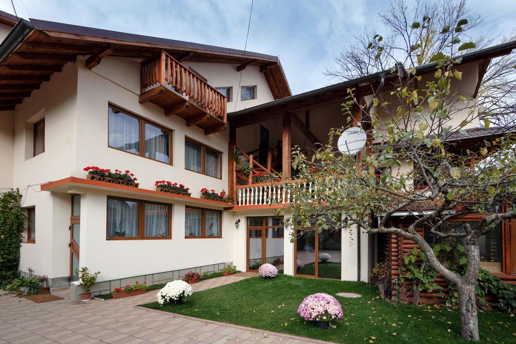 La Coltul Castelului Bran Boutique Hotell Eksteriør bilde