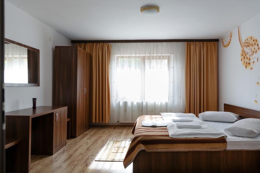 La Coltul Castelului Bran Boutique Hotell Eksteriør bilde